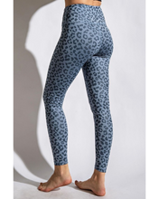 Load image into Gallery viewer, Leopard Buttery Soft Leggings
